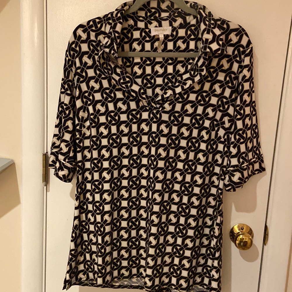 Short sleeve Laundry top